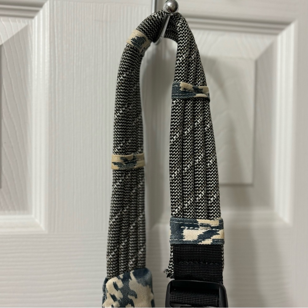 KAVU Tribal Print Rope Sling Bag Backpack - Picture 4 of 8